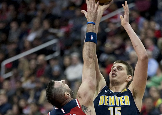 基础设施的 基础设施的