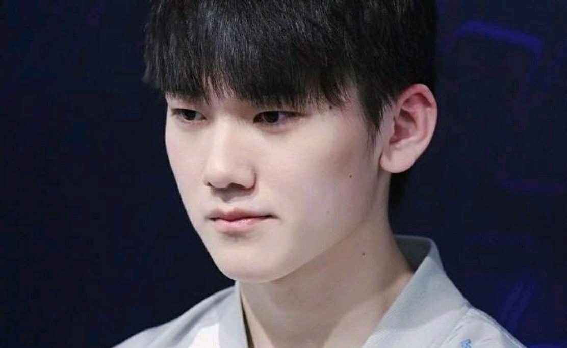 屏上朝着我 屏上朝着我