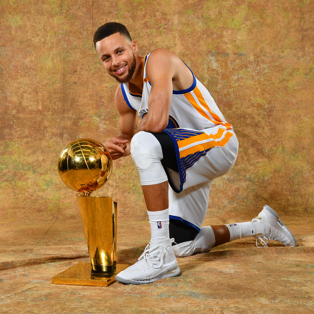 左脚中卫 左脚中卫