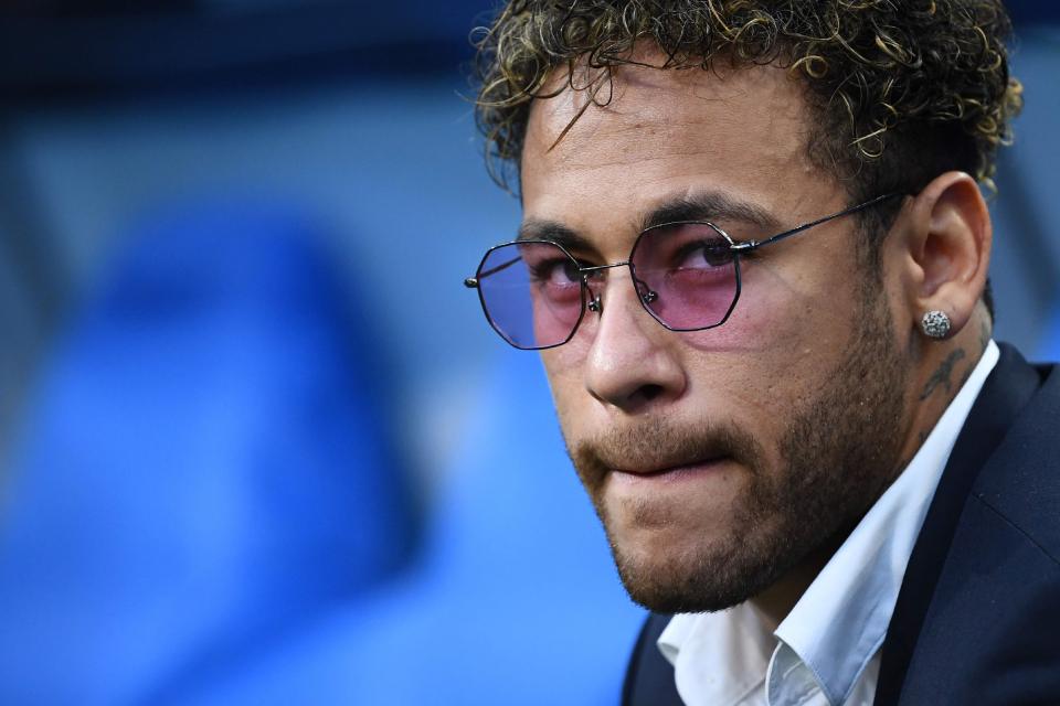 决定中期团 决定中期团