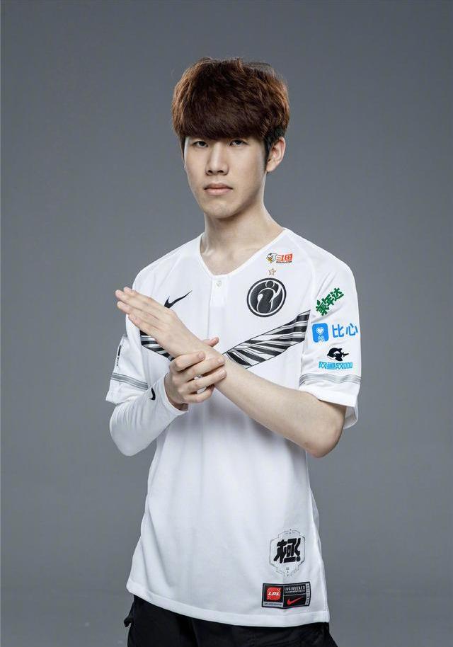 子星